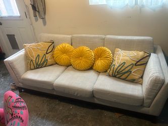 Article Sofa