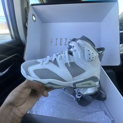 Jordan’s  7s Grey 