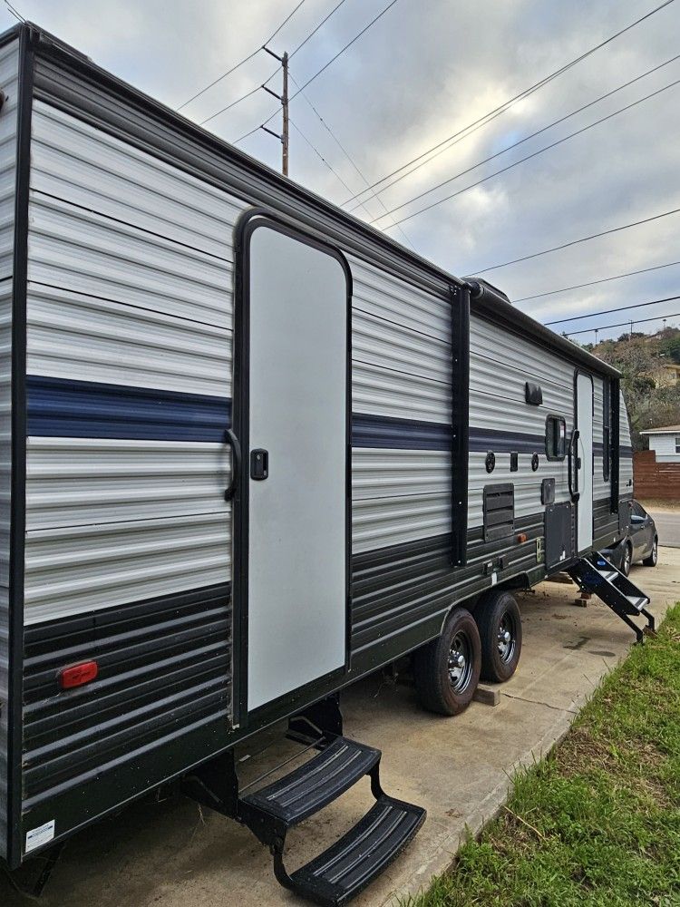 2019 Forrest River Grey Wolf 26dbh