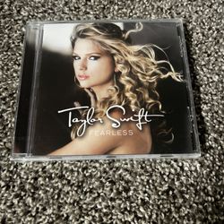 Taylor Swift Fearless CD Album