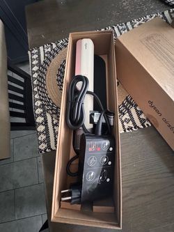 Dyson hair straightener