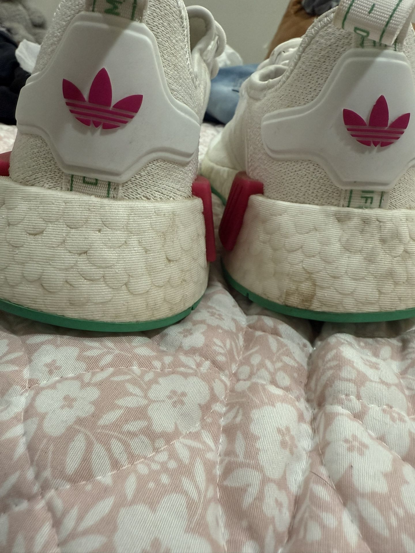 Woman Adidas size 7 1/2