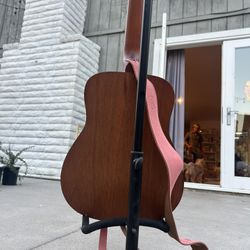 Yamaha Acoustic Guitar – Great for Beginners or Travel 
