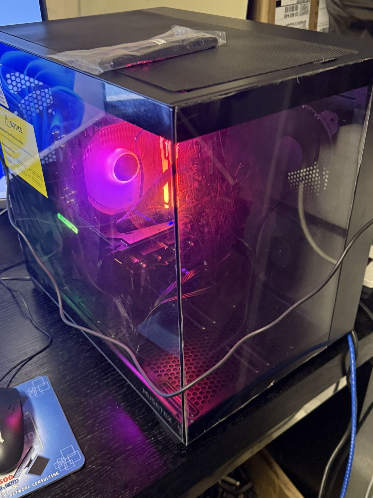 MSI Gaming Computer I7-12700k DDR5, Large Monitor