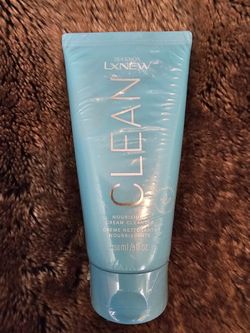 Isa Knox LxNew Clean Nourishing Cream Cleanser