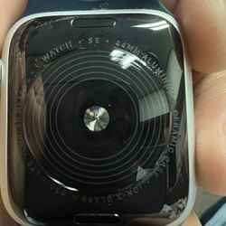 Apple Watch SE 