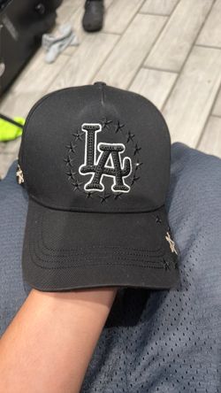 Dandy hats