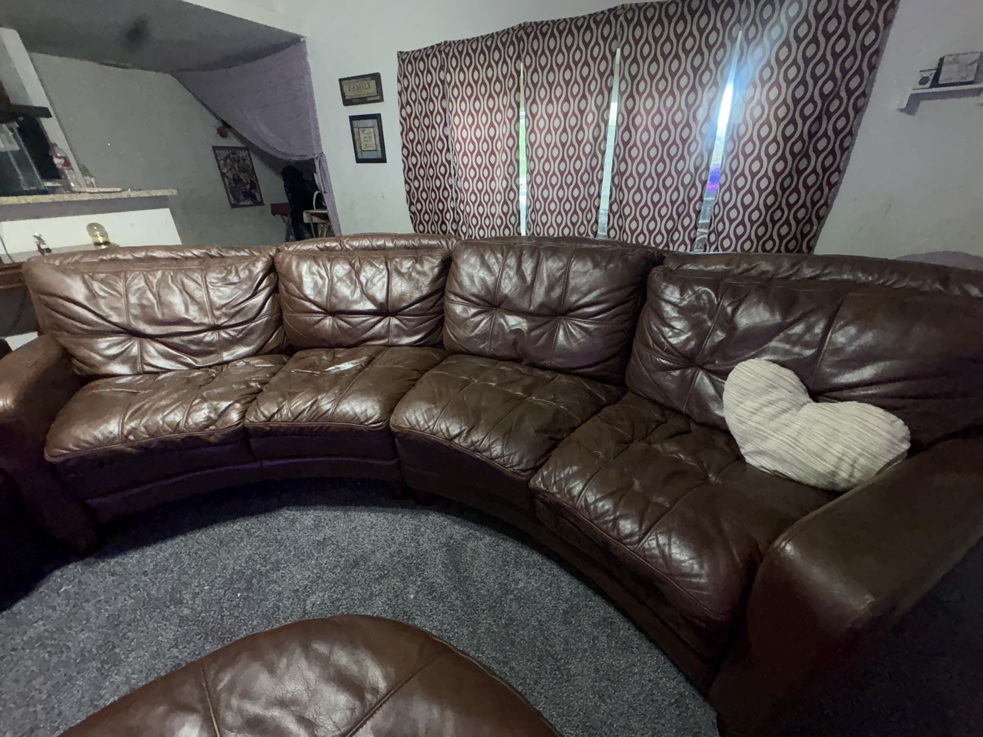 OTTOMAN W FOOTSTOOL COUCH