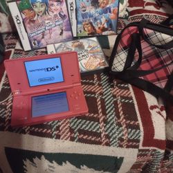 DSI. JUEGOS. COVER CARGADOR