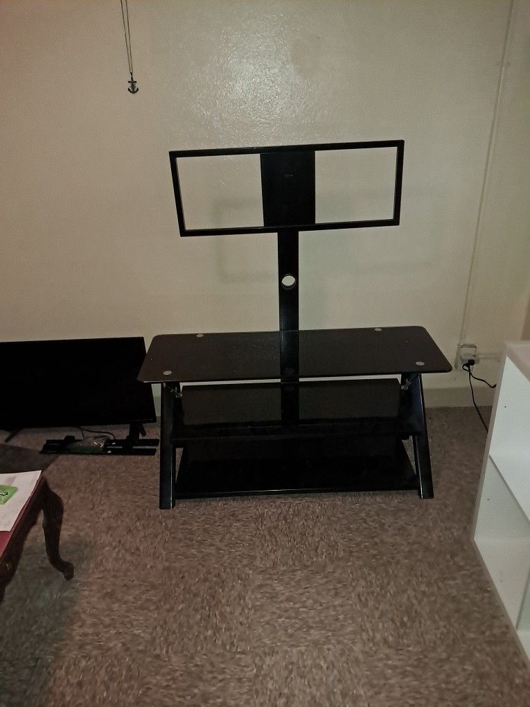 TV Holder and Shelves 