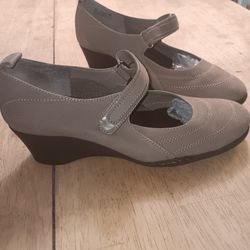 Aerosoles Woman Shoes