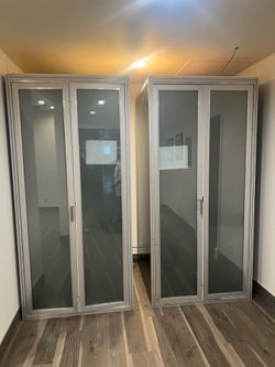 Soundproof mini office