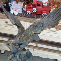 Eagle Statue