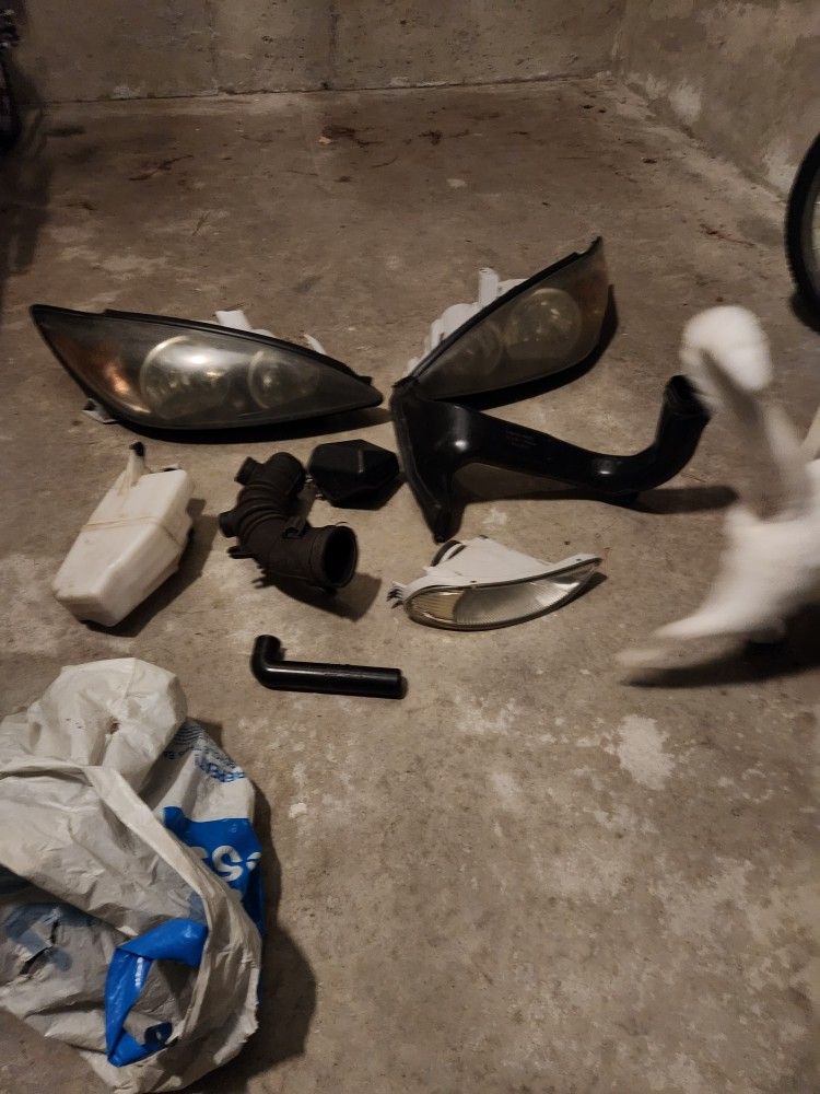 Toyota Camry Headlight