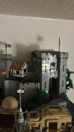 Lego Knights Castle