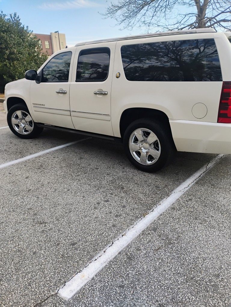 2010 Chevrolet Suburban