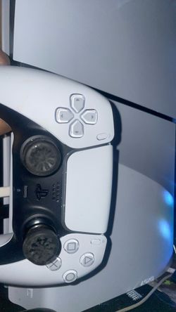 ps5 with all cables and controller disk edition 