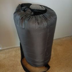 COLEMAN BIG & TALL SLEEPING BAG - NEW 