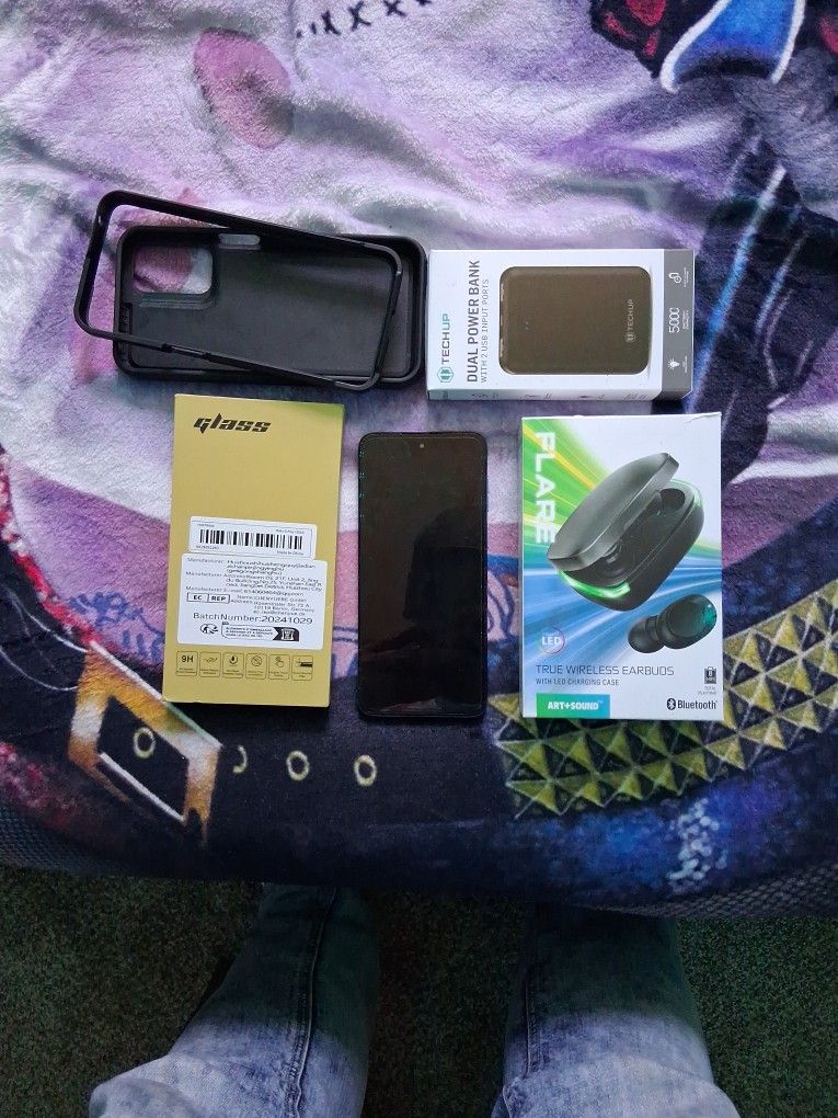 Unlocked Motorola G Play 2024 (Straight Talk) And Extras . Or Trade For Working Ps4 1tb (Both Of Listings)