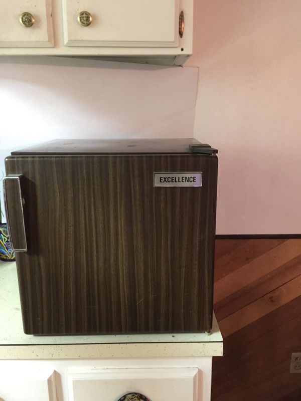 Excellence small refrigerator for Sale in Mesa, AZ OfferUp
