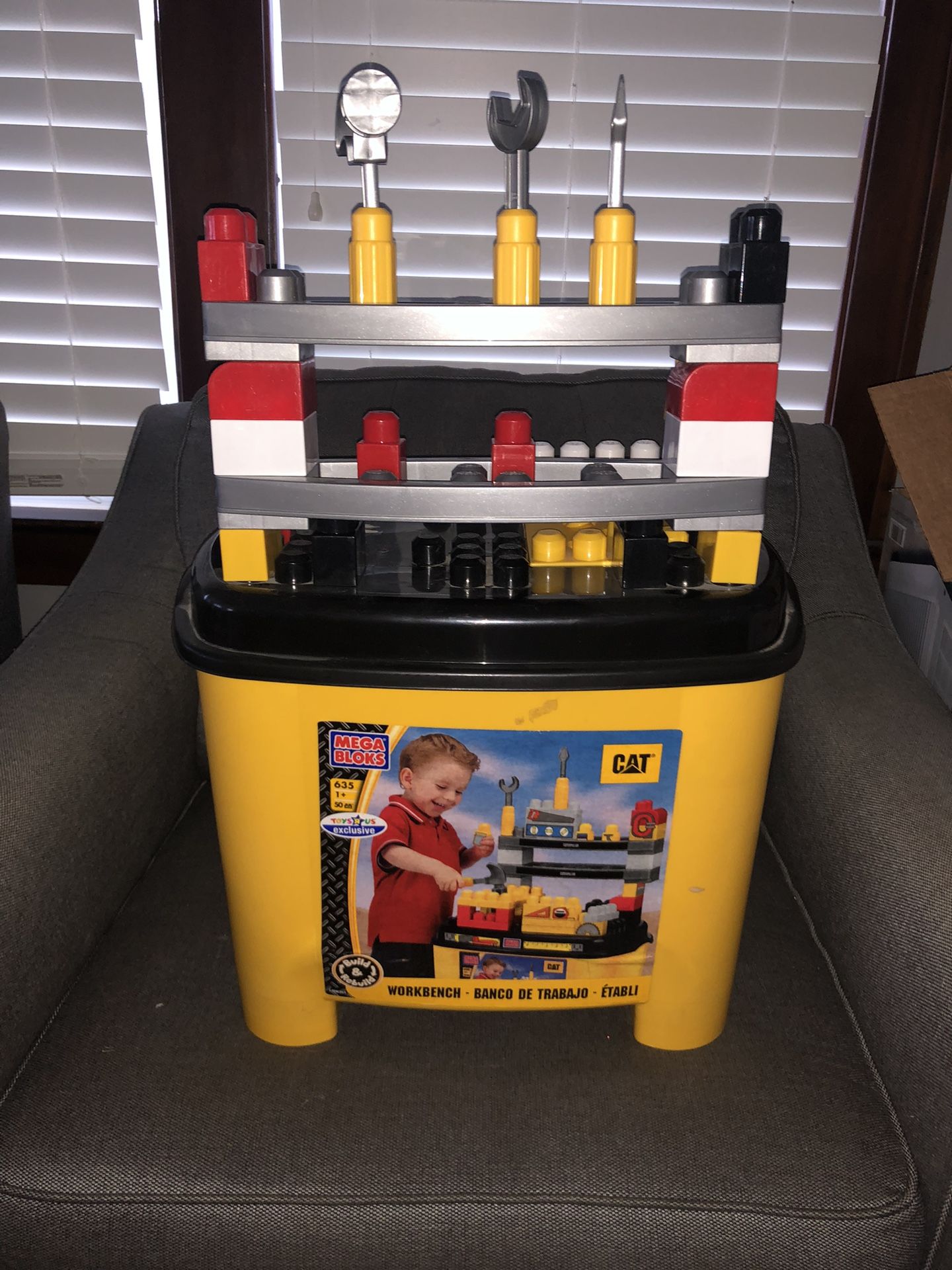 Mega Bloks Cat Tool Bench