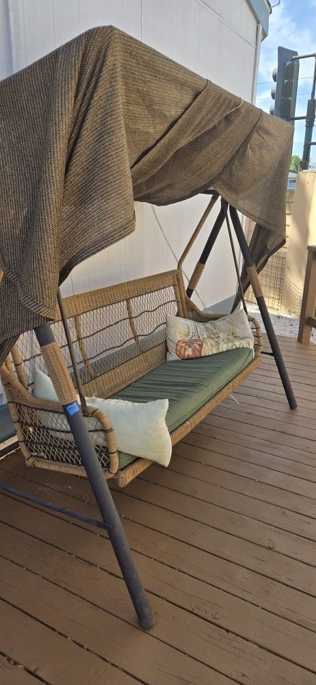 Porch Swing With Pillows