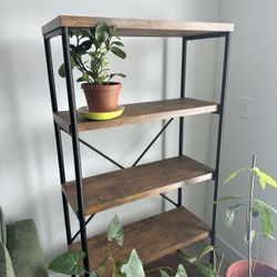 Wood shelves/ Bookshelves 
