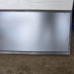 27 Inch LG Monitor No Base 