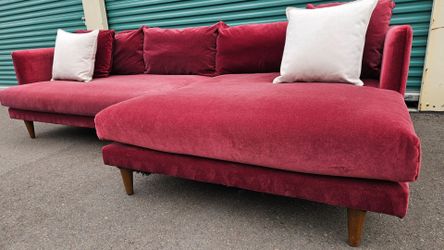 FREE DELIVERY!!! JoyBird "Lewis" 2 Pc  Sectional Couch ($4K RETAIL...75% Off)