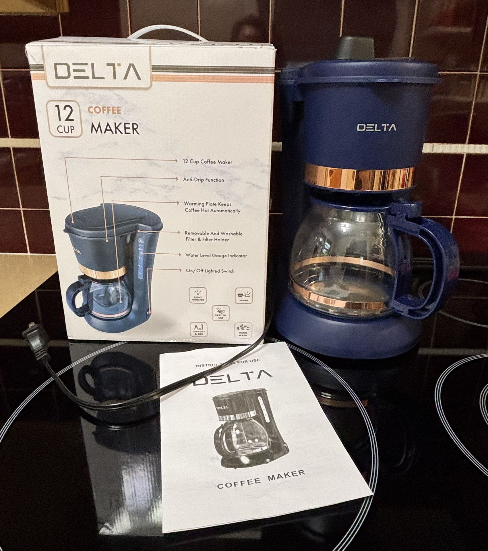 Delta coffee maker. (only cash)