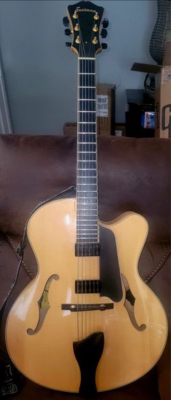 Eastman AR910CE-BD archtop guitar