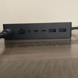 Microsoft Surface Dock 2