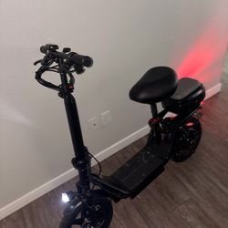 Electric scooter