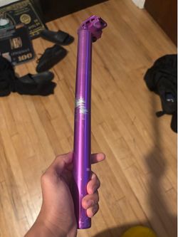 Throne seat post