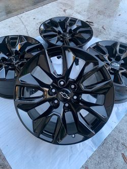 Chevy Silverado Rims 20” OEM Factory Wheels Rines new gloss black powder coated ( exchange available )( Cambio Disponible ) fits Silverado Tahoe Avala