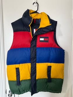 Tommy Hilfiger puffer vest 90s style