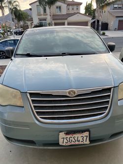 2009 Chrysler Town & County