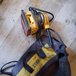 DeWalt Sander And Bag