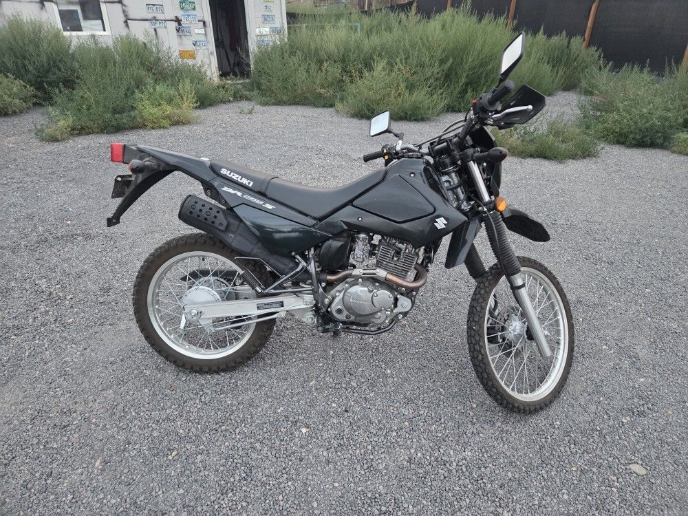 2015 Suzuki Dr200s