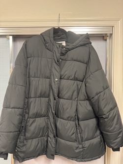 Women’s  2XL Black Puffer Coat