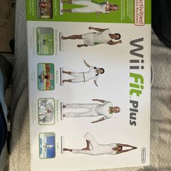 NEW WII FIT PLUS