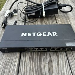 Netgear 8-Port Gigabit PoE