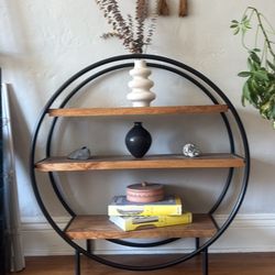 Circular shelves 