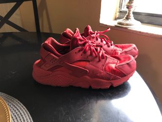 red huaraches