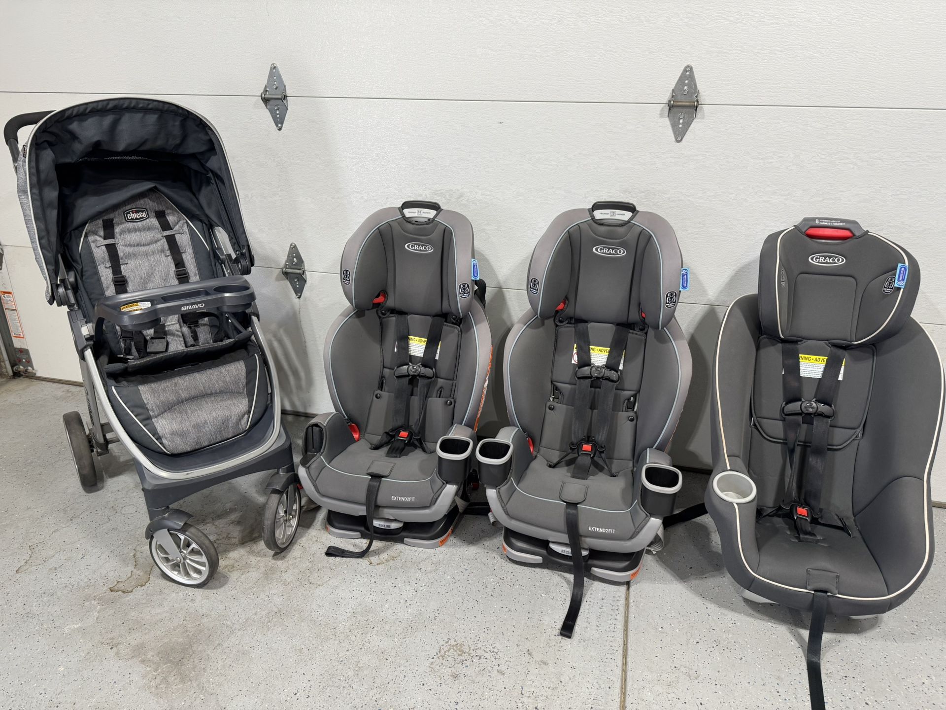 Graco Extend2Fit Car Seats And Chicco Stroller 