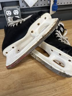 CCM Champion 2000 Skates - Size 4