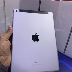 iPad 5, 32 GB Unlocked 