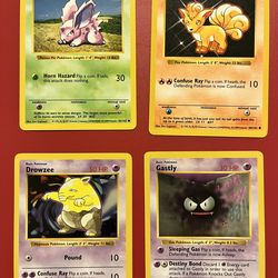 Vintage Pokemon Base Set Shadowless in Near Mint Condition