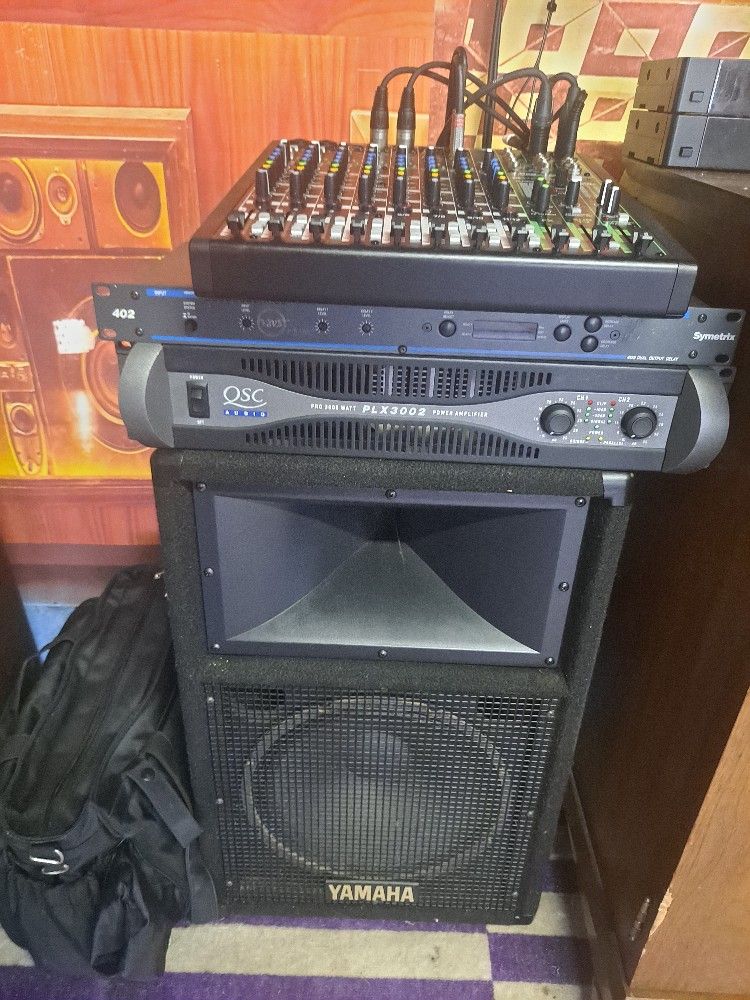 Equipment For Dj, 4 Speakers Yamaha, And Mix12 Chanel 