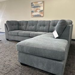 HOT DEAL 🤝MARLETON DENIM 2-PIECE SECTIONAL WITH CHAISE